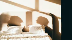 Можешь ли ты говорить серьёзно о сексе? Без глупых шуток, без смеха. Можешь?