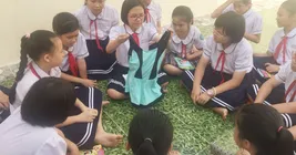 Половое воспитание должно начинаться с первого класса.