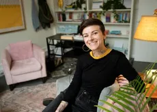 Наша рубрика о позитивном отношении к сексу, «V-точка», возвращается: напомним об авторе, Яне Таллон-Хикс