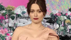 Эйми Лу Вуд из «Белого лотоса» сыграет главную роль в новой экранизации «Джейн Эйр»